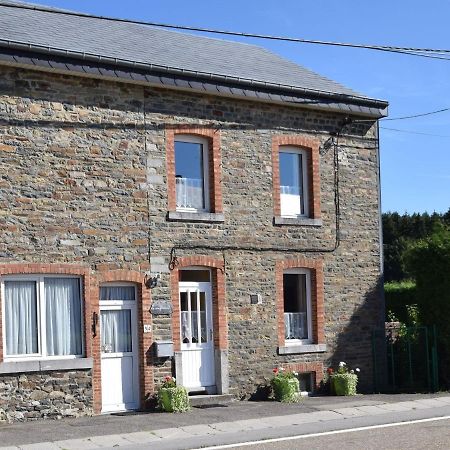 Cozy Holiday Home Near The Forest In Bovigny Gouvy Ngoại thất bức ảnh