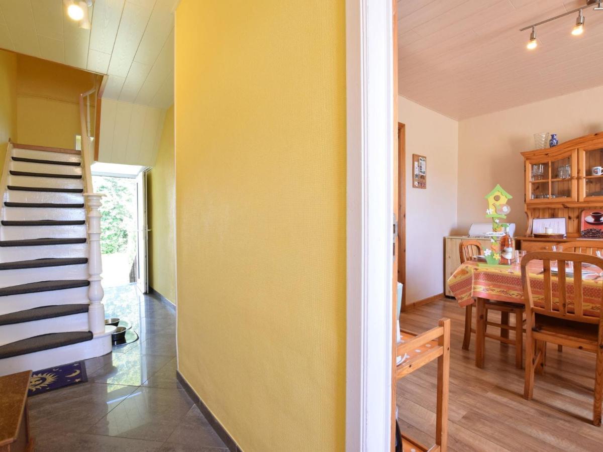 Cozy Holiday Home Near The Forest In Bovigny Gouvy Ngoại thất bức ảnh