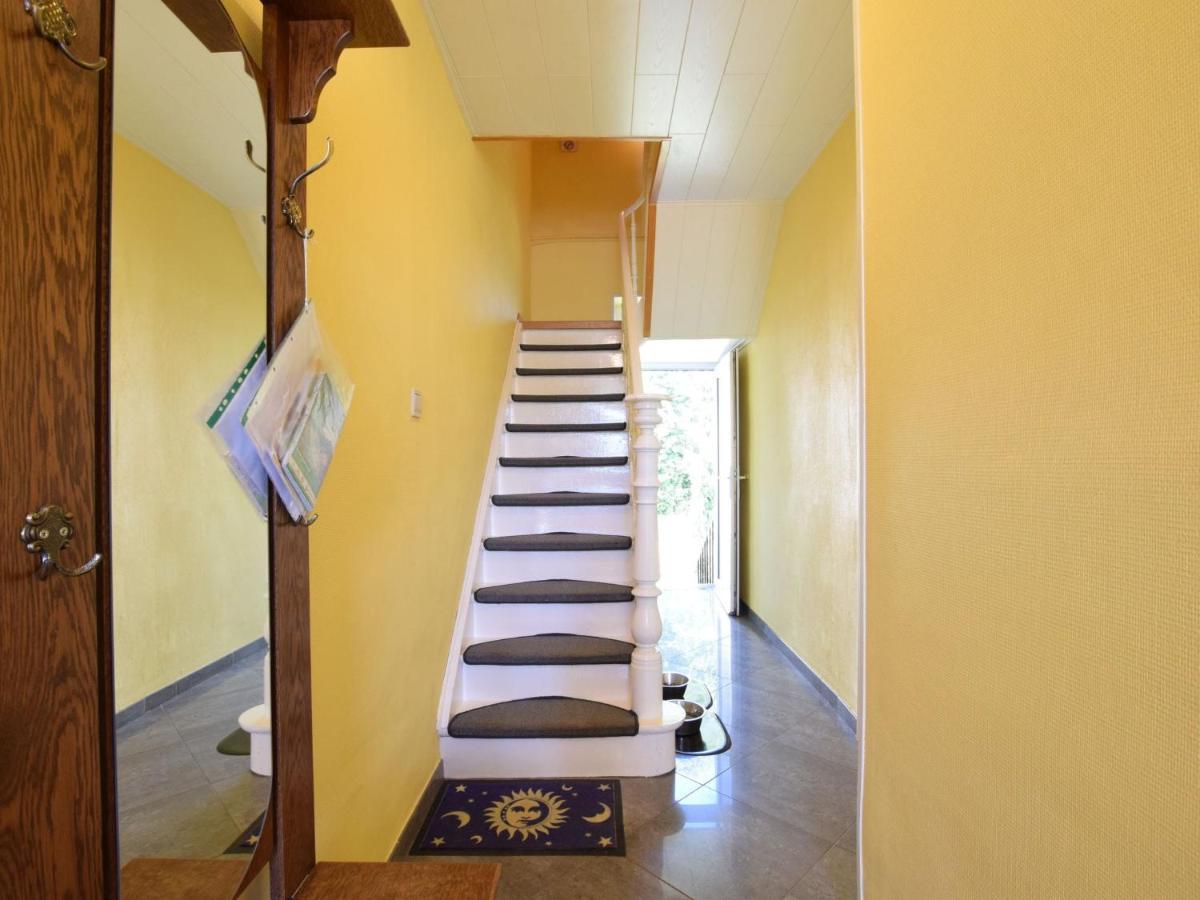 Cozy Holiday Home Near The Forest In Bovigny Gouvy Ngoại thất bức ảnh