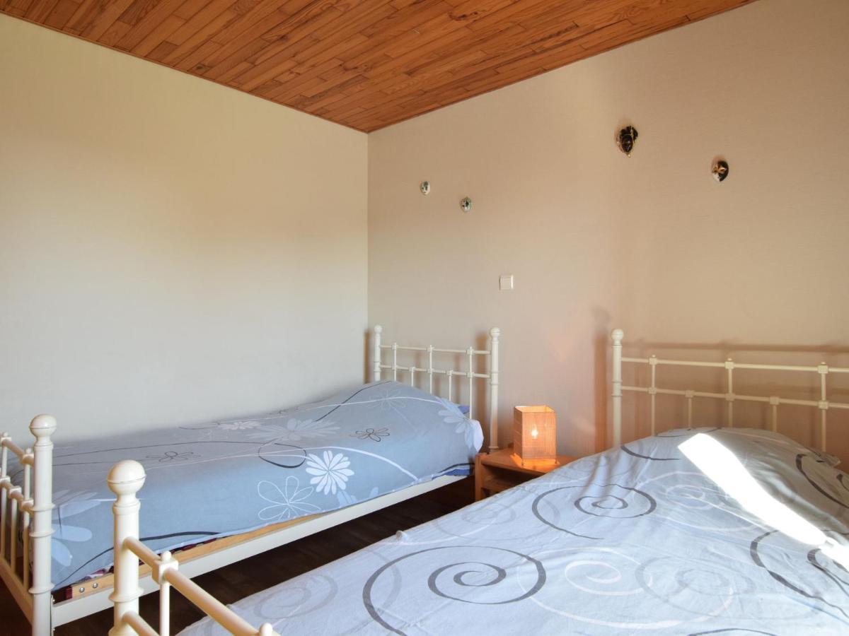 Cozy Holiday Home Near The Forest In Bovigny Gouvy Ngoại thất bức ảnh