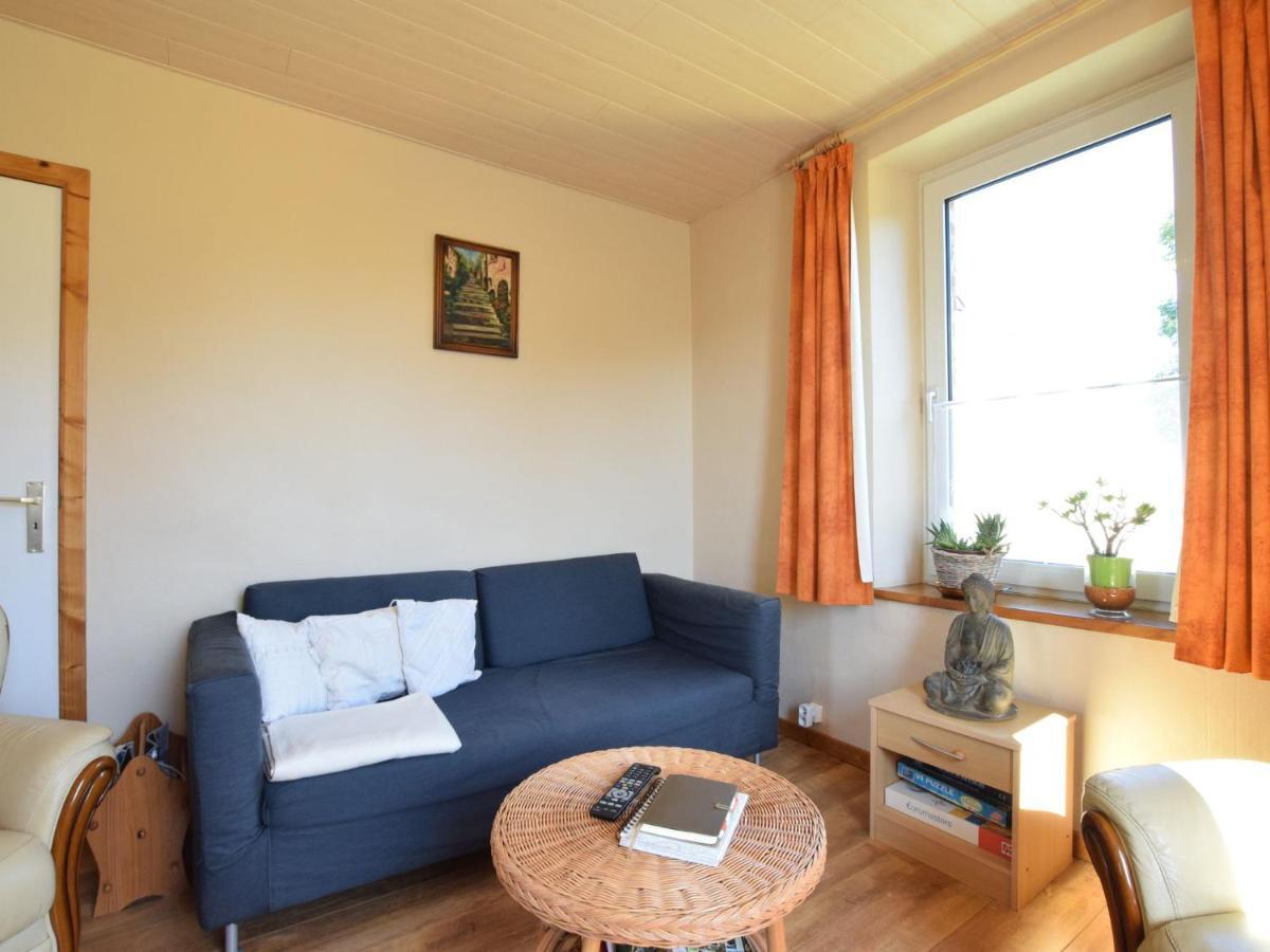 Cozy Holiday Home Near The Forest In Bovigny Gouvy Ngoại thất bức ảnh